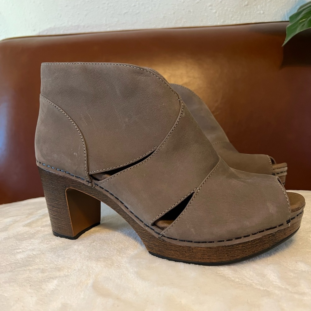 Dansko Delphina Taupe  leather peep toe heeled ankle boots